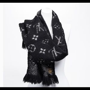 Authentic Louis Vuitton Logomania Shine Scarf/Wrap